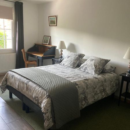 L'Oreade Amfreville-sur-Iton Bagian luar foto