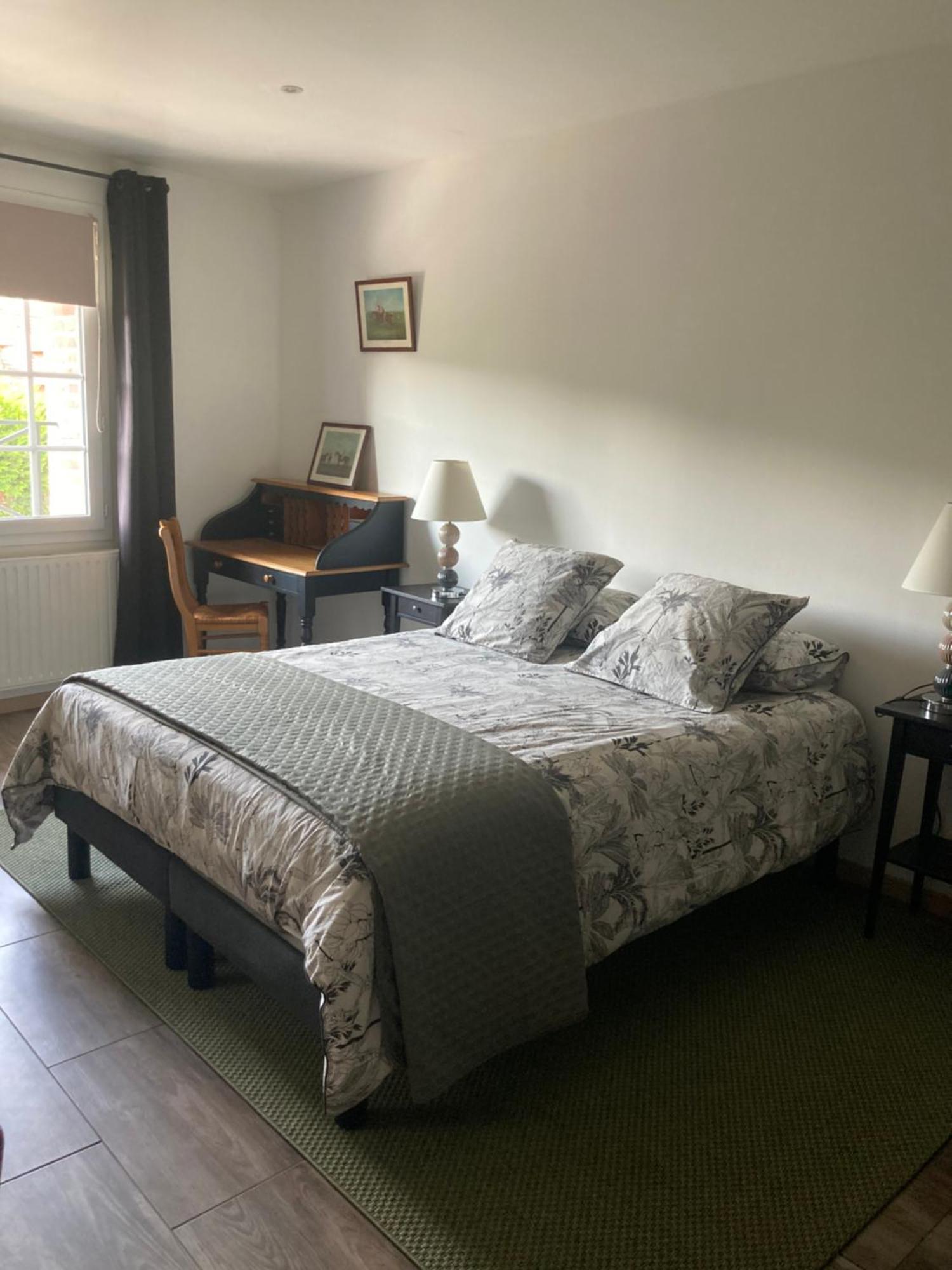 L'Oreade Amfreville-sur-Iton Bagian luar foto
