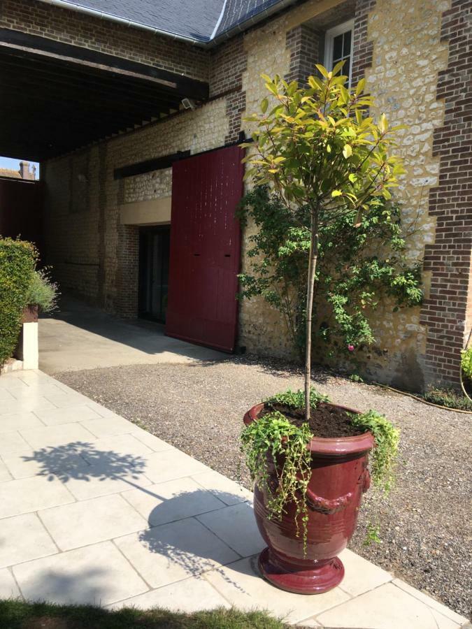 L'Oreade Amfreville-sur-Iton Bagian luar foto